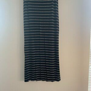 Black & White Stripe Old Navy Skirt Size Large